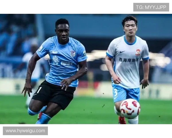 邵佳一谈英博表现突出并称球队阵容更为完整展现强劲实力