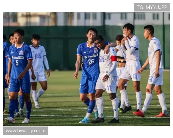 老友重聚 诺伊尔与拉基蒂奇阿萨莫阿塔帕洛维奇温馨合照回忆满满