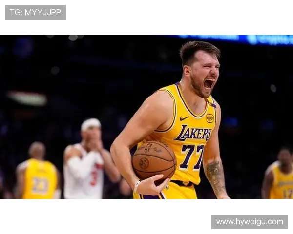 原创东契奇37+5+10+4也抢不走今日最佳！40岁詹姆斯12次助攻带湖人逆转，连创神迹